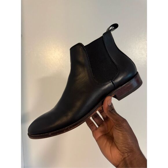 Bloomingdales Mens Chelsea Leather Boots - Picture 1 of 9